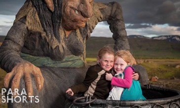 ParaShorts – Santa Creeps