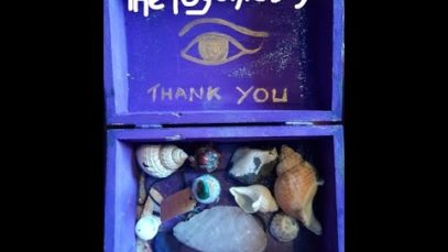 The Psychic Box    Time Hopping